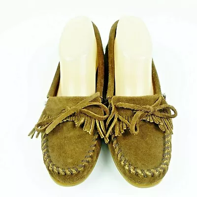 Minnetonka Women's Kilty Hardsole Moccasin Brown Slip On SZ 8 • $18.86