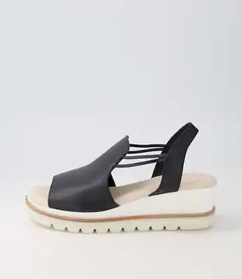 New Django & Juliette Wadmire Black Leather Sandals Womens Shoes Casual • $179.95