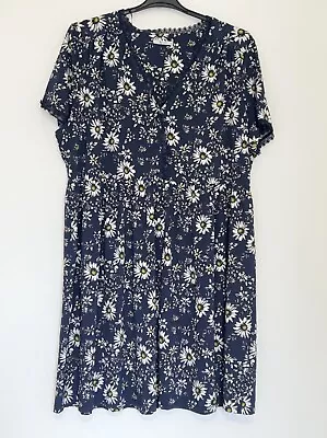 TU Navy Floral Dress Size 22 • $11.31