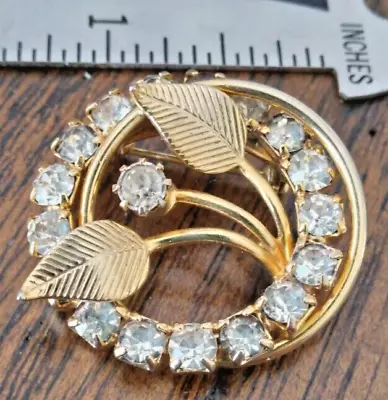 VINTAGE ESTATE Circle Brooch Pin Prong-Held Rhinestones+Leaves Free Ship (P) • $12