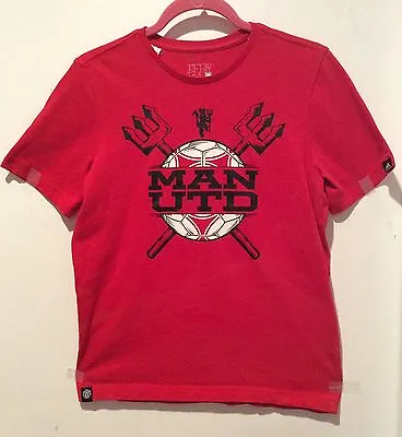 Adidas Manchester United Man UTD Soccer Fans Red TShirt Distressed Kids L 13 14  • $17.99