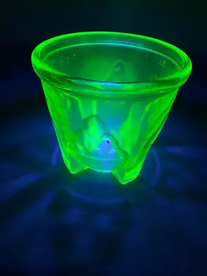 Antique Uranium/Depression Glass/Vaseline Glass Measuring Cup 2C/16oz [Atomic] • $77.65