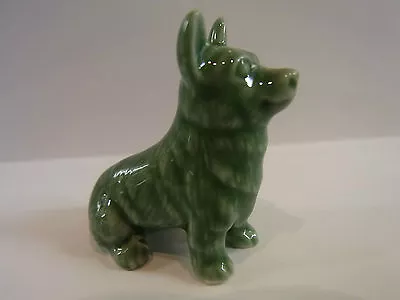 Wade Whimsie USA FAIR GREEN CORGI • £7.99