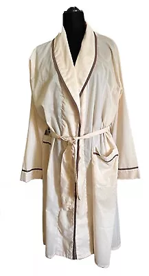 Vintage Pleetway Robe Mens Smoking Jacket Bathrobe Pockets Tie Belt Size XL • $29.99