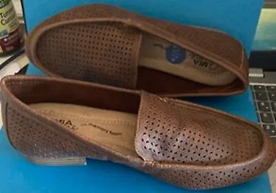 Mia Amore With Memory Foam Ladies Med. Brown Loafer NEW 9W • $3