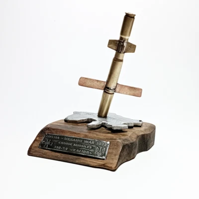 £58.43 • Buy Ukraine Trench Art War Memorabilia 3M-54 Kalibr Model With Authentic Fragment