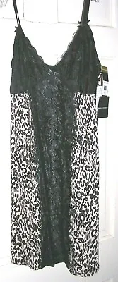 NEW Marilyn Monroe Teddie Medium Black Animal Print Babydoll Nighty Negligee NWT • $20.99