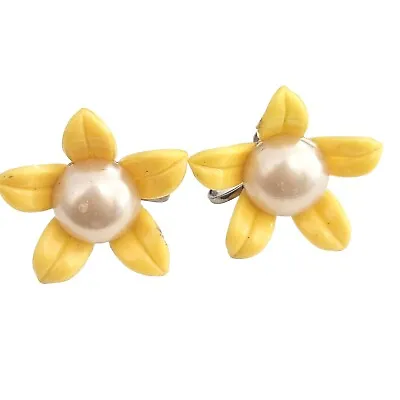 Yellow Sunflower Vintage 70s Faux Pearl Clip On Screw Back Earrings • $10.99