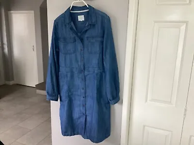 £4 • Buy Fat Face Denim Button Down Dress With Pockets Size 12 Very Good Condition 