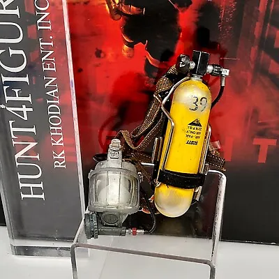 Hot Toys Fire Fighter Action Figure's 1/6 Metal Air Tank & Face Mask Must Read  • $79.99