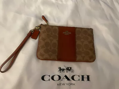 £37 • Buy Coach Wristlet