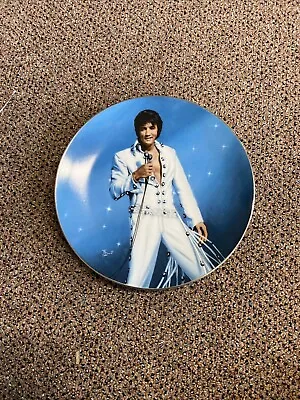 Elvis Presley ‘King Of Las Vegas’ Delphi Collector Plate Number  • $19.95