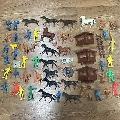 Vintage Carry All Action Fort Apache Play Set PIECES & FIGURES ONLY - As Shown • $40