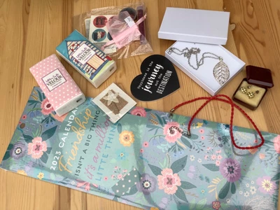£1.99 • Buy JOB LOT Calendar Jewellery Fridge Magnet Collectables Craft Stickers Bundle