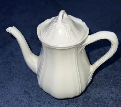 £50 • Buy Wedgwood Queen's Plain Coffee Pot Cream Ware