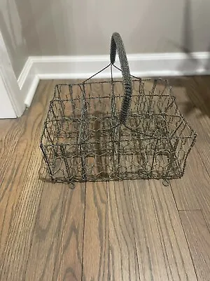 Vintage Chicken Wire 12 Sections Basket With Wire Handle • $29.99