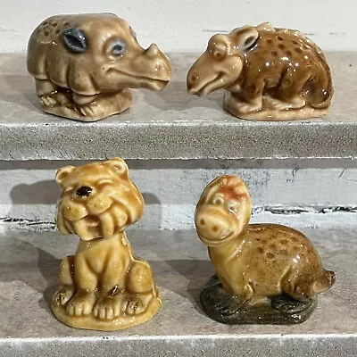 4 Wade Whimsies Flintstones For Bayliss & Mansell Crackers Set. Dinosaurs • £5
