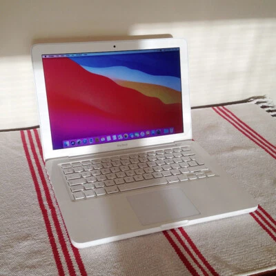 £129 • Buy Apple MacBook 13  Laptop 2.4GHz 4GB RAM 250Gb SSD MacOS 10.13 High Sierra A1342