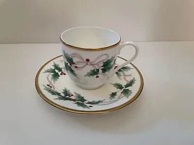 12 Pc Mikasa “Ribbon Holly” Bone China Tea Cup & Saucer-Christmas • $58