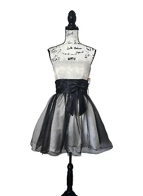 Party  Dress  White / Black 7/8 MASQUERADE • $25.49