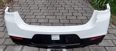 $797 • Buy Genuine VF Holden Commodore SV6 SSV Redline Complete Rear Bumper Bar Cover Facia