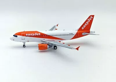 Blue Box 1:200 Airbus A319-111 Easyjet G-EZAI (with Stand) • £89.95