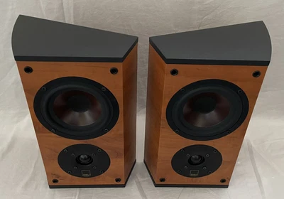 $275 • Buy DALI Suite R0.7 Bookshelf / Wall Speakers - Made In Denmark