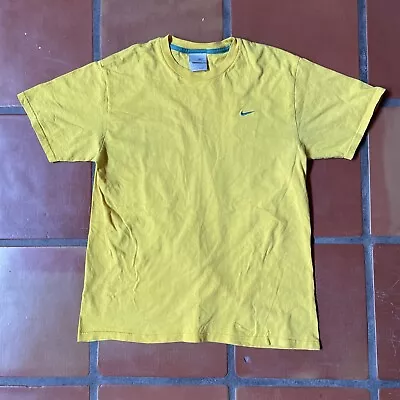 $25 • Buy Vintage NIKE Mens LARGE Yellow T-Shirt Green Embroidered Swoosh BRAZIL COLORS