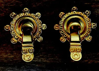 Vintage 1990 MMA Metropolitan Museum Of Art GOLD Tone EARRINGS Door Knocker • $18