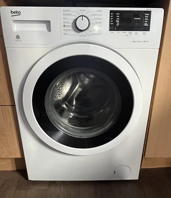 £150 • Buy Beko 8kg Washing Machine 1300rpm