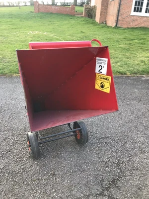 £550 • Buy CAMON C50 Petrol Garden Wood Chipper