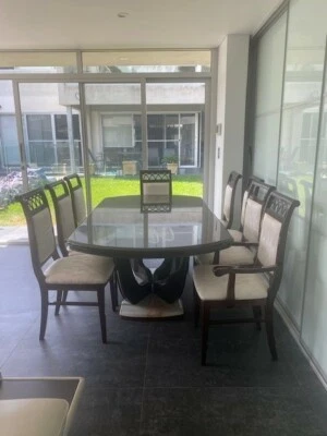 $1500 • Buy Mahogany 6 Seater Extendable To 8 Seater Table