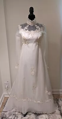 Vintage 1960s ILGWU Union Made Wedding Dress Off White Applique High Neckline • $99.95