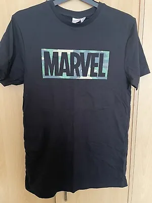 Mens Marvel Black   T-Shirt Size S Round Neck - Marvel Heroes Never Worn • £1.50