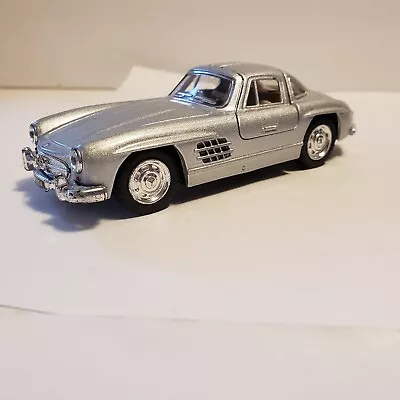 Kinsmart 1954 Mercedes Benz 300SL Coupe 5  Diecast Model Toy 1:36 Silver • $3.79