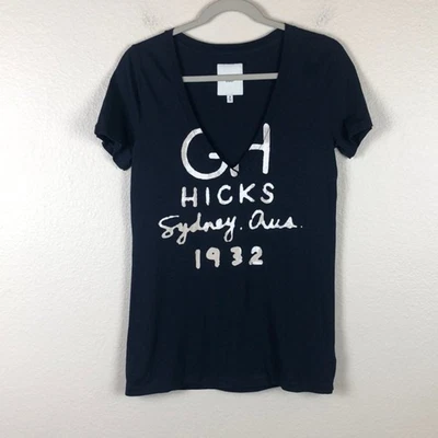 $14.99 • Buy Gilly Hicks V Neck Short Sleeve Tee SZ M