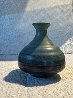 $7.77 • Buy Vintage 1971 ART POTTERY 2.5” Bud VASE Ombré Blue Tiny Opening
