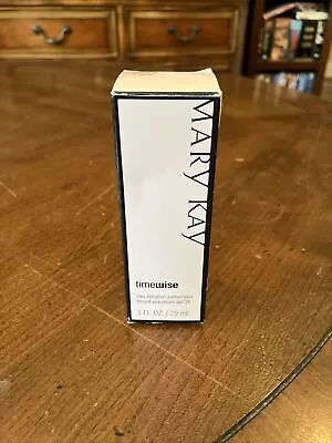 Mary Kay TimeWise Day Solution Sunscreen SPF 35 EXPIRED 19 Discontinued 1oz NEW • $15.99