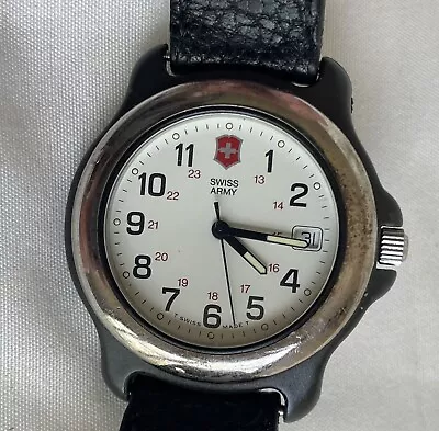 VTG Swiss Army Brand Leather  Band Men's Watch NEEDS BATTERY • $24.95