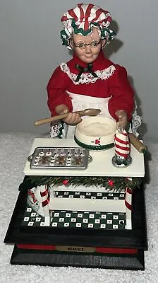 VTG 1993 Mrs. Claus Baking Cookies Plays Christmas Carols Songs • $17.75