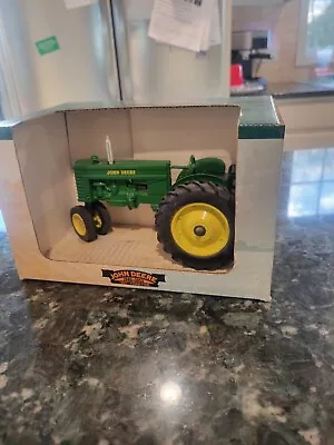 Vintage 1/16 1949-1952 Narrow Front John Deere MT Tractor Model Toy  • $38