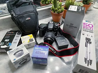 Canon EOS 70D Bundle With Everything The Photo Shows. Good Condition • $799.99