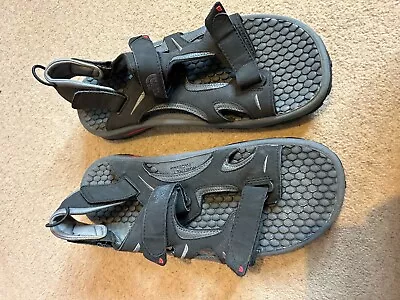 North Face Black / Grey Light Weight Sandals Mens UK 8 EU42 (Free P+P) • £14.99