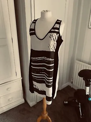 £4 • Buy Miss Captain White  Dress Black Print  Sleeveless Linen Size T38 FIT UK 12 