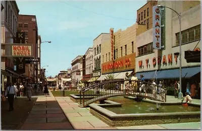 Vintage KALAMAZOO Michigan Postcard  THE MALL  W.T. Grant & Woolworth Stores • $4.50