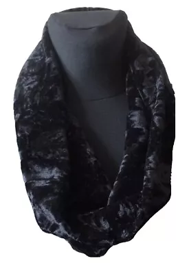 Handmade Black Crushed Velvet Infinity Scarf Cowl Snood Neck Warmer • £8.49