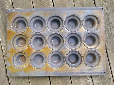 Commercial Muffin Pan – Large Crown – 17 1/2  X 26  – Makes 15 - Vintage • $17.99