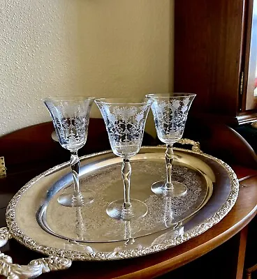 Vintage Wine Glasses 1940's Etched Champagne Stemware Cocktail Barware Set Of 3 • $34