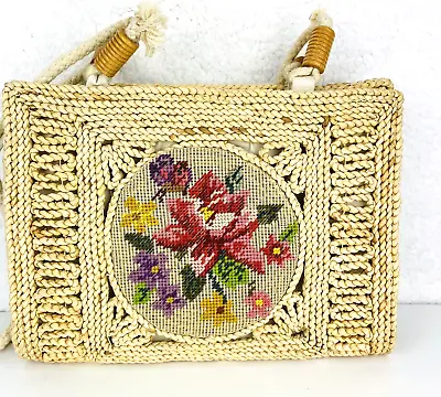 VTG Sisal Straw Embroidered Needlepoint Floral Purse Flea Market BOHO Style • $14.95