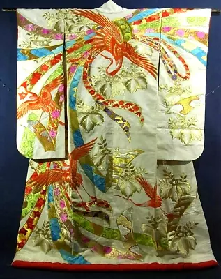 Embroidered White Uchikake Wedding Kimono With Red Cranes Noshi Ribbons GOLD!! • $400